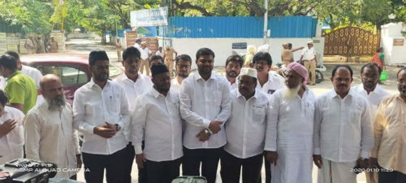 தமிழக முதல்வர் எடப்பாடி பழனிச்சாமியை சந்தித்து கோரிக்கை மனு 