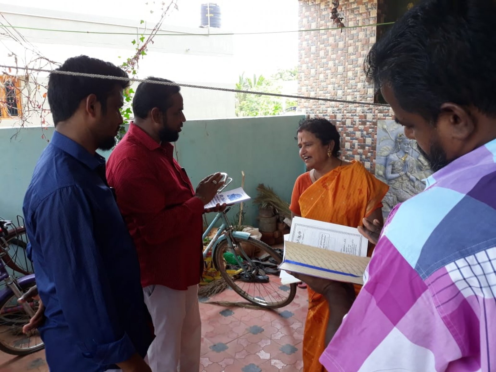 இஸ்லாமியர்கள் அல்லாத சகோதரர்களுக்கு  தாவா 